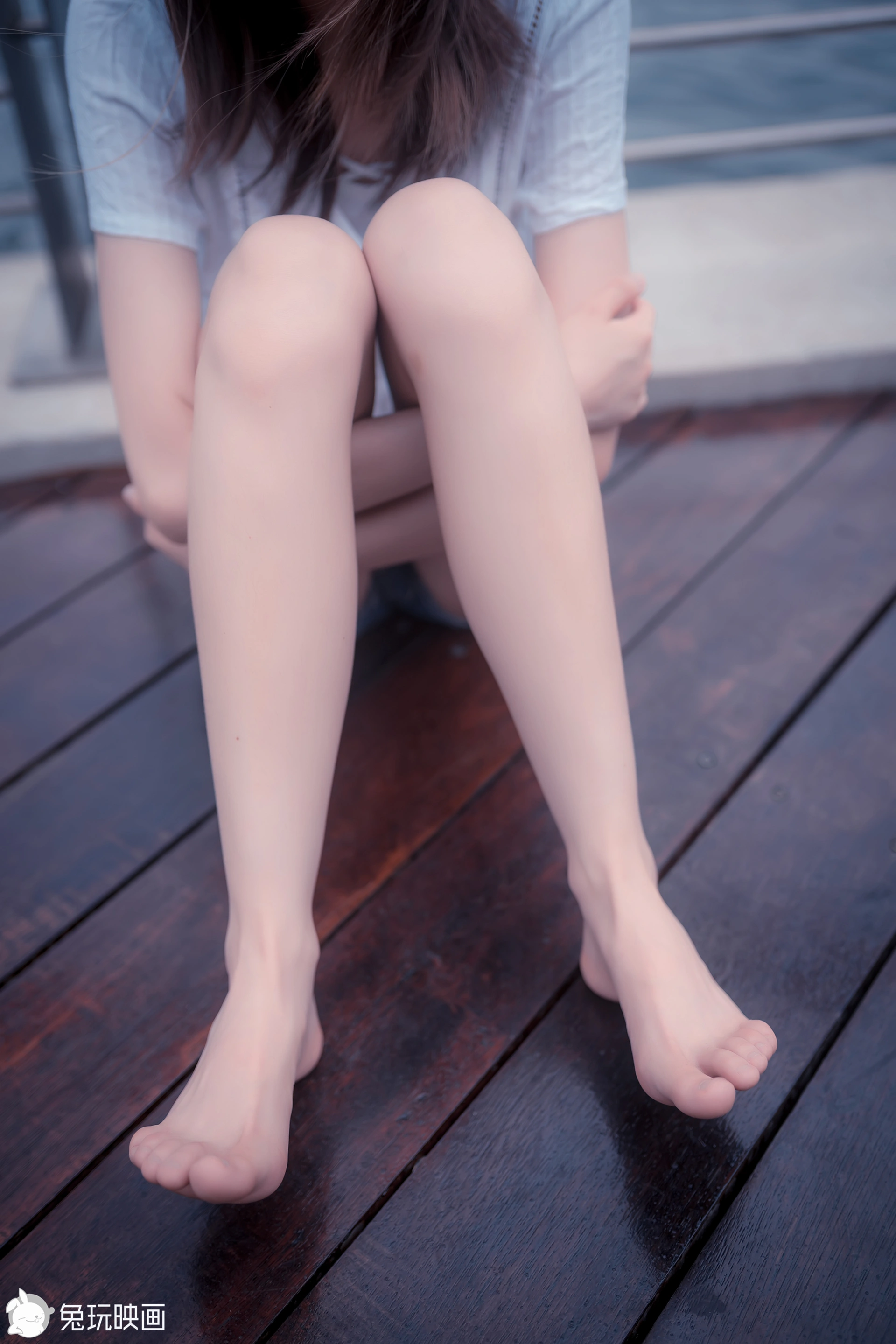 C14.004 发光的果腿 [42P-92MB]