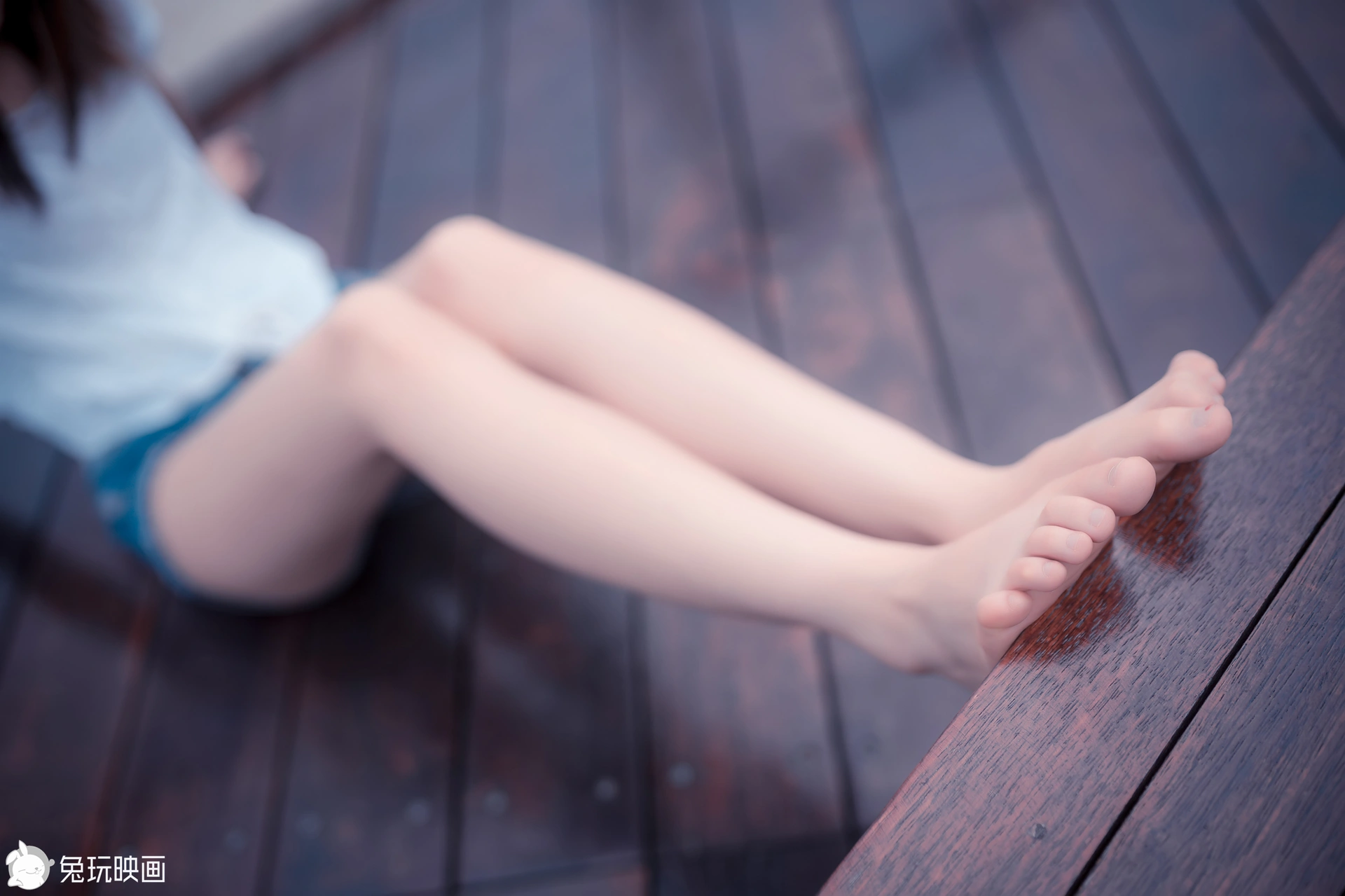 C14.004 发光的果腿 [42P-92MB]