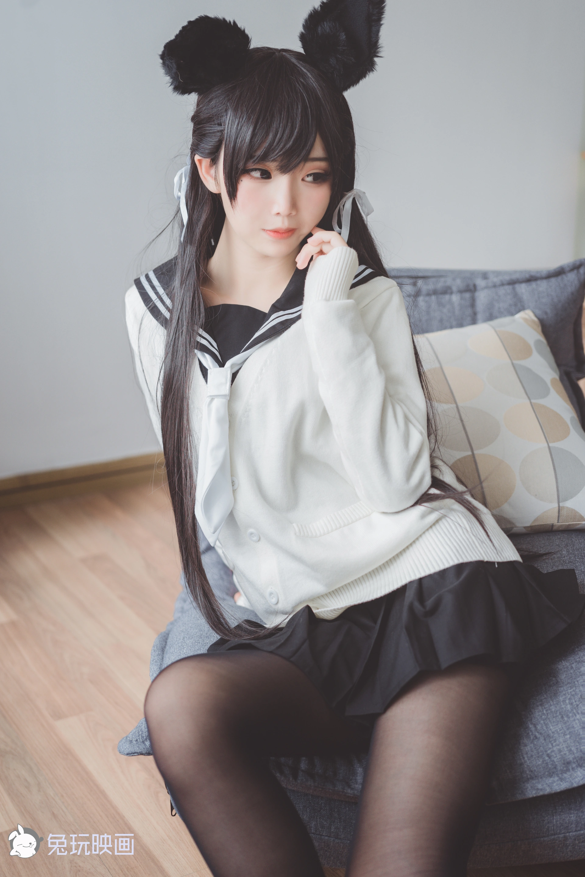 C01.001 爱宕和兔女郎学姐 [45P-787MB]