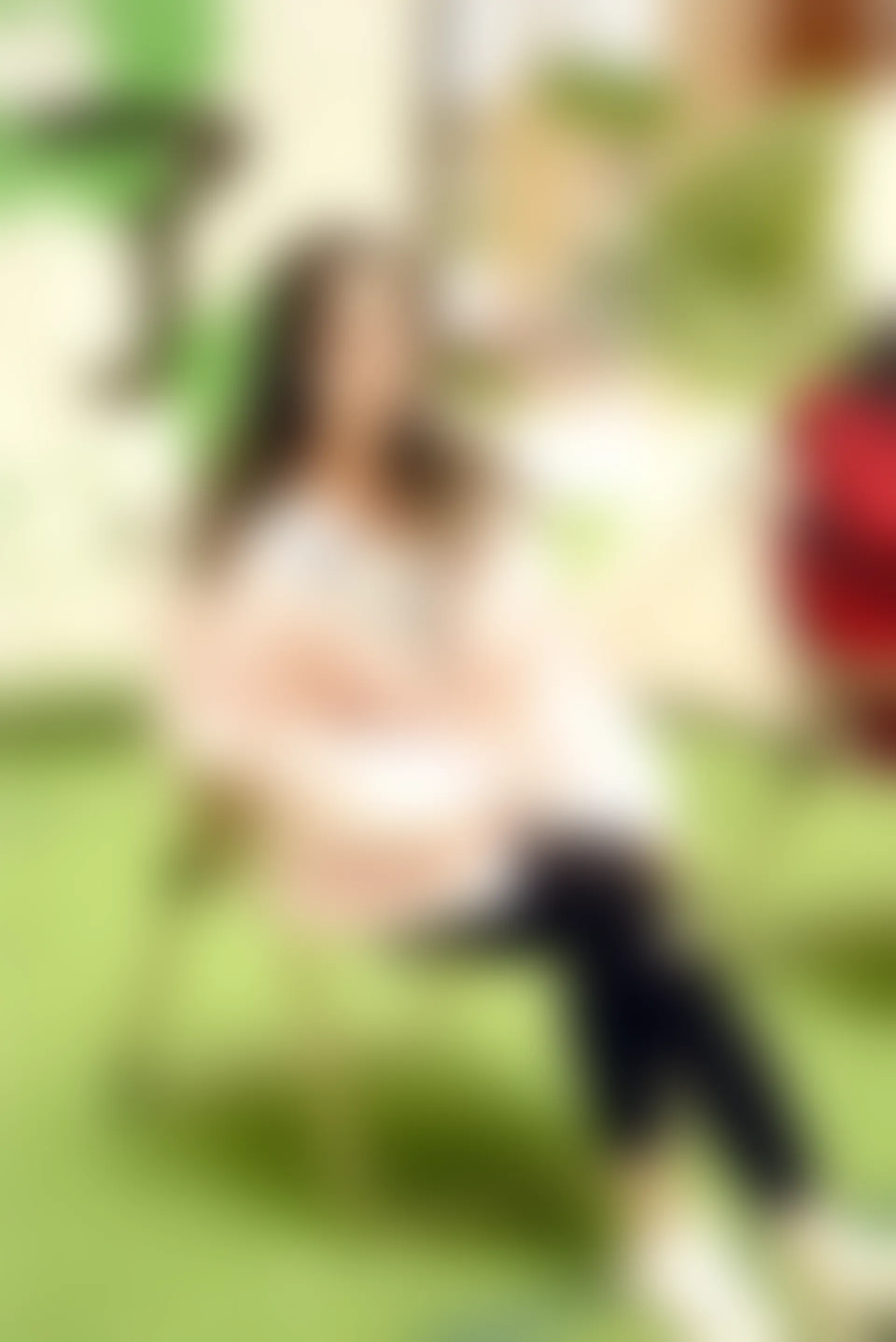 初夏女神 NO.072 依依 邻家女孩-商场篇[88P+1V／3.83GB]