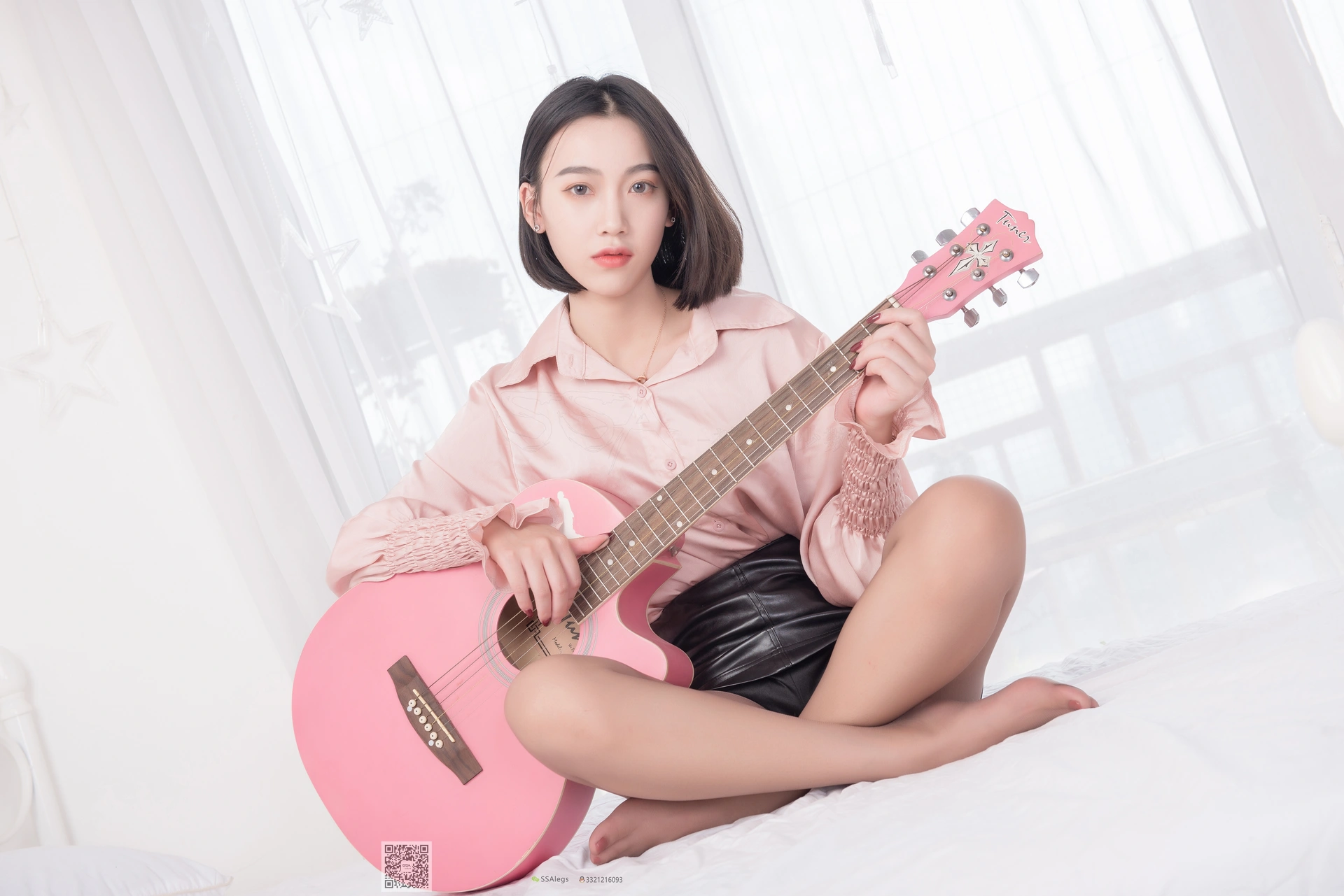 SSA丝社 超清写真 NO.034 大大 咖啡丝完美腿部曲线[99P-933MB]