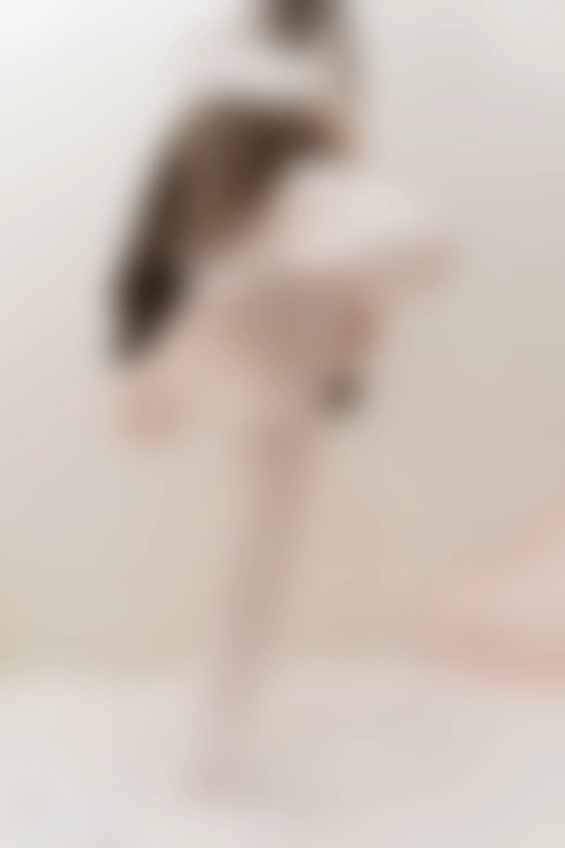 C10.003 萝莉白丝 [39P-298MB]