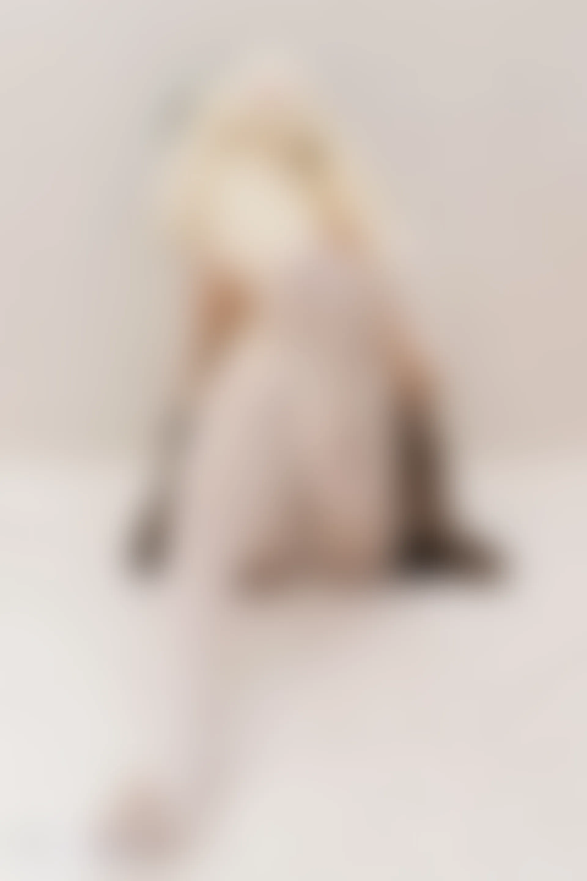 C10.003 萝莉白丝 [39P-298MB]