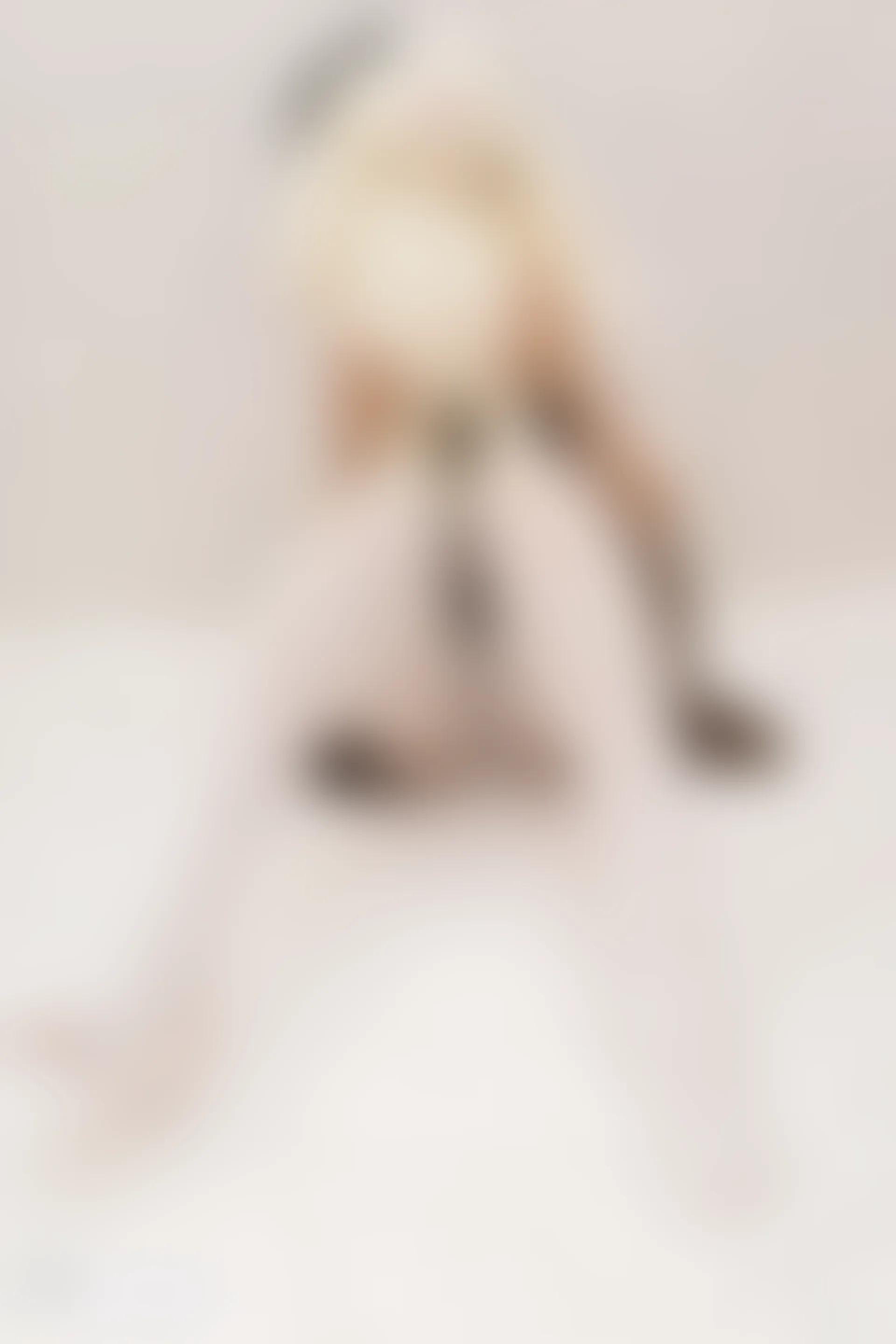 C10.003 萝莉白丝 [39P-298MB]