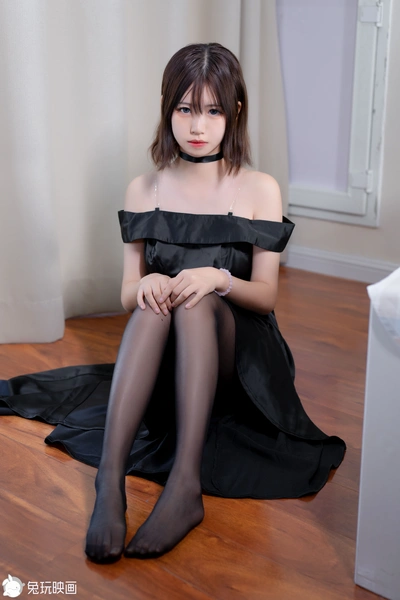 C23.005 惠的礼服 [40P-694MB]