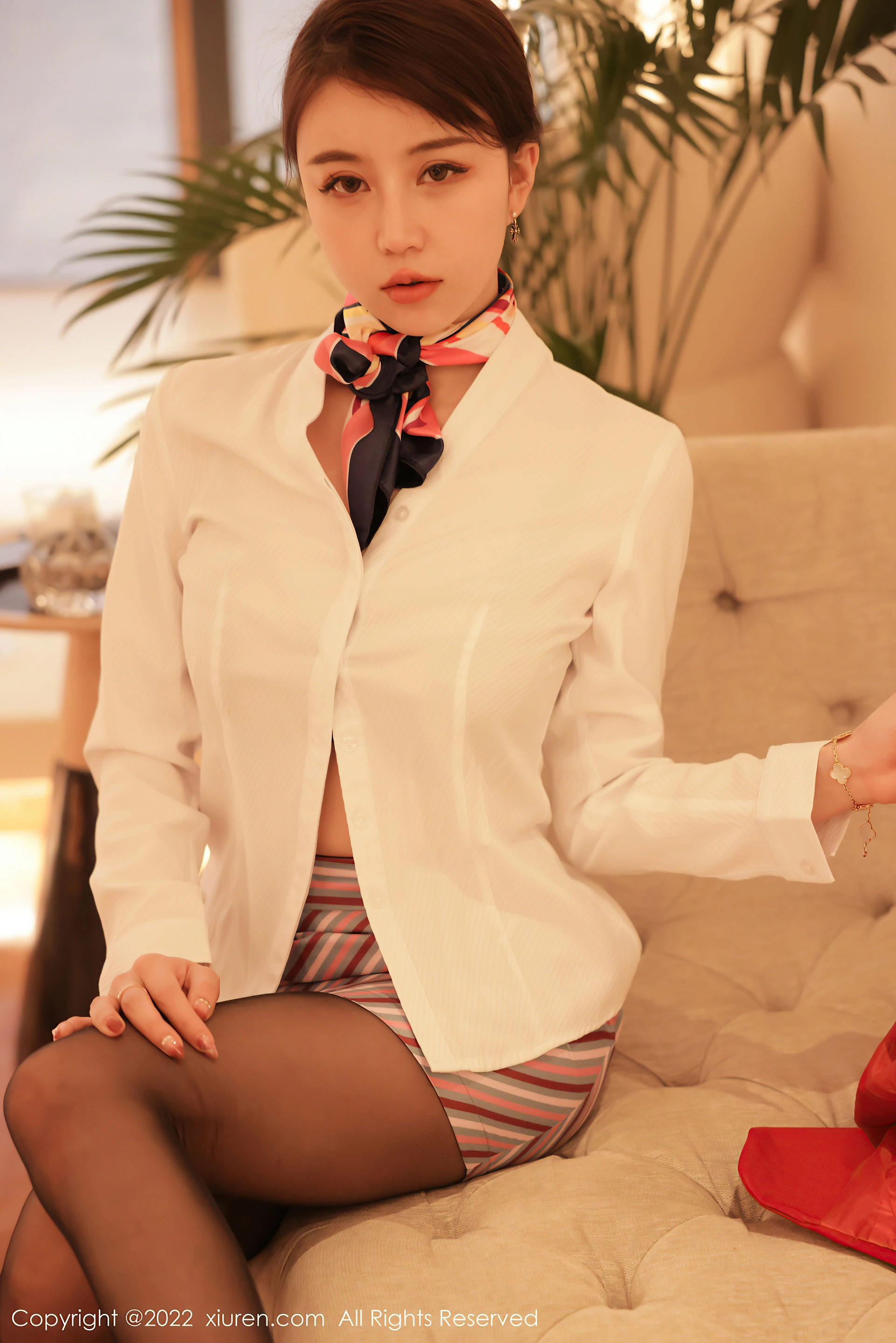 XiuRen秀人网 2022.04.06 No.4824 tina_甜仔 大理旅拍[60+1P 583MB]