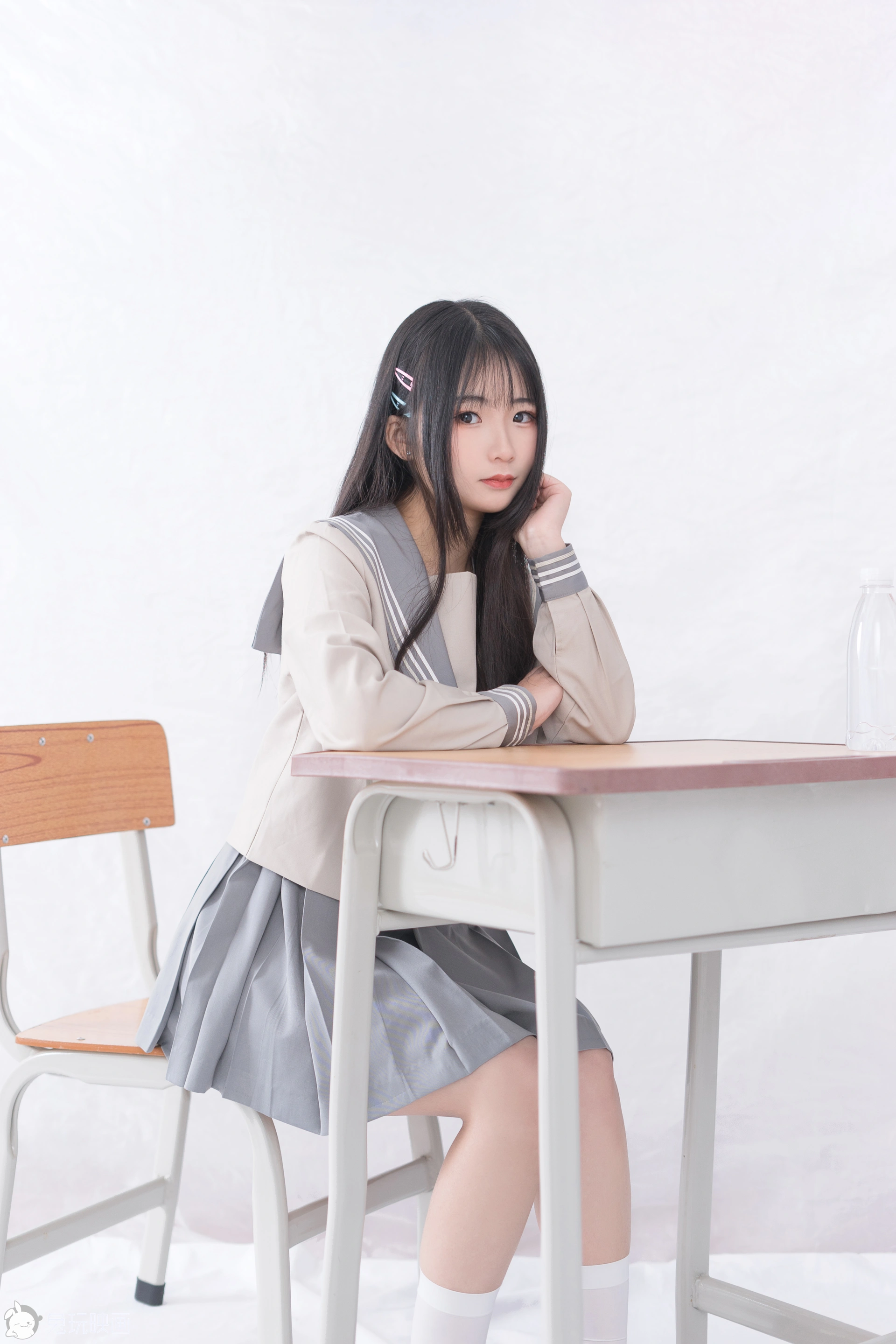 VOL.026 文静少女 [41P-347MB]