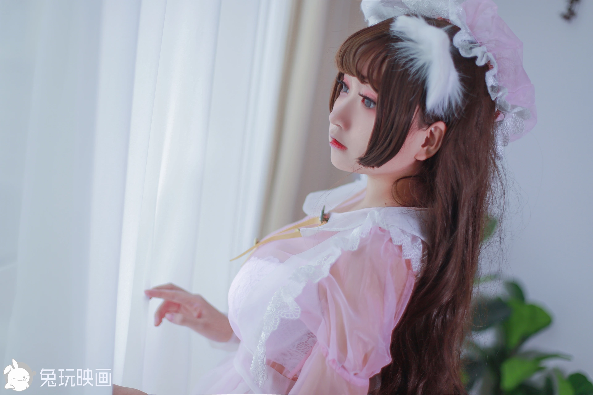 C48.002 粉色透明女仆 [40P-472MB]