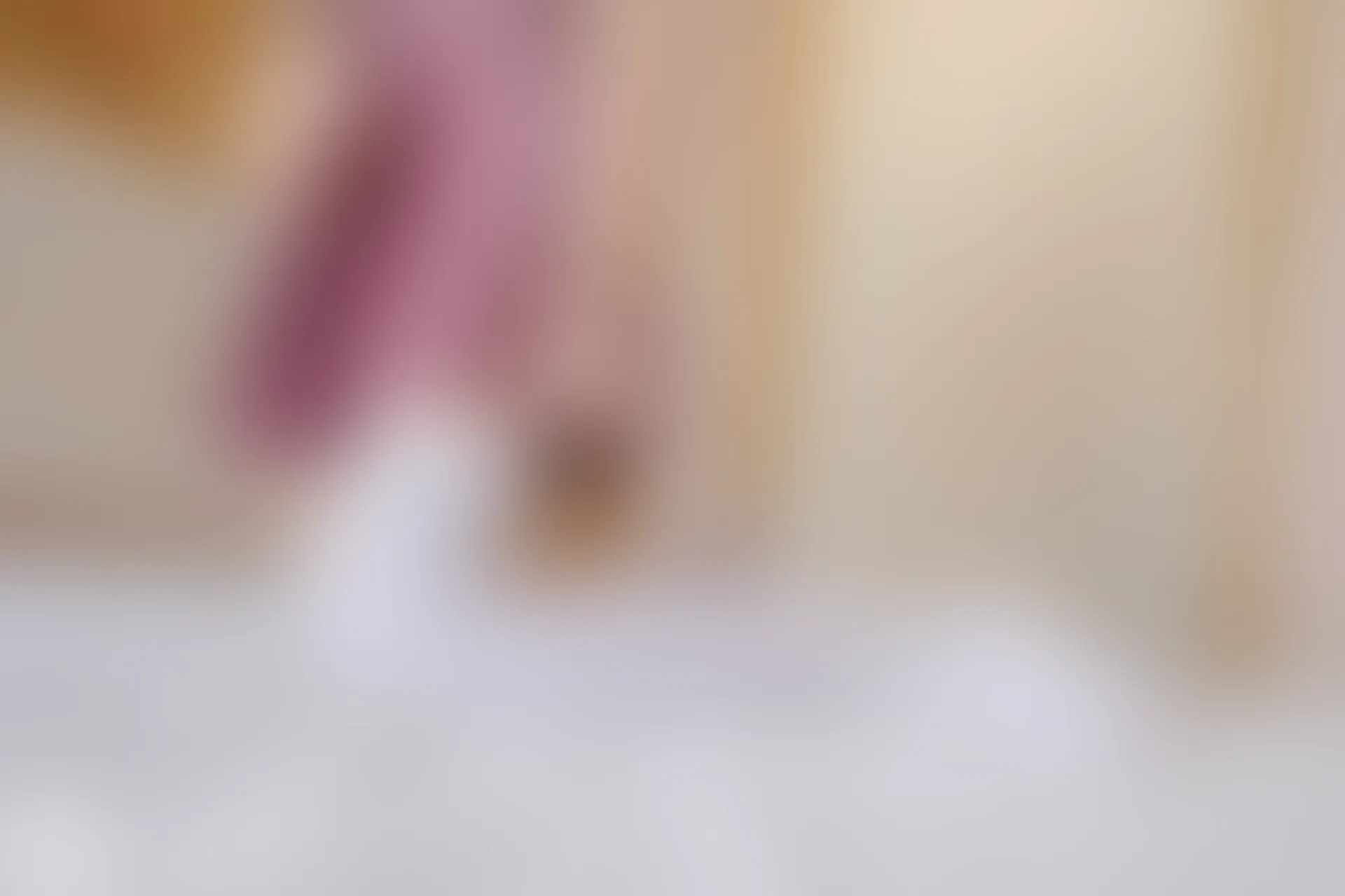 C32.005 红色格裙和白丝 [40P-81MB]