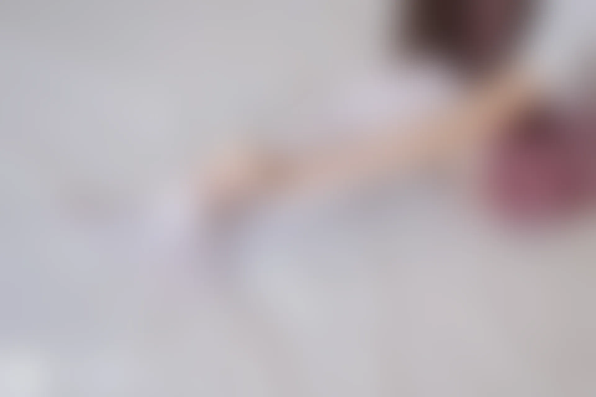 C32.005 红色格裙和白丝 [40P-81MB]