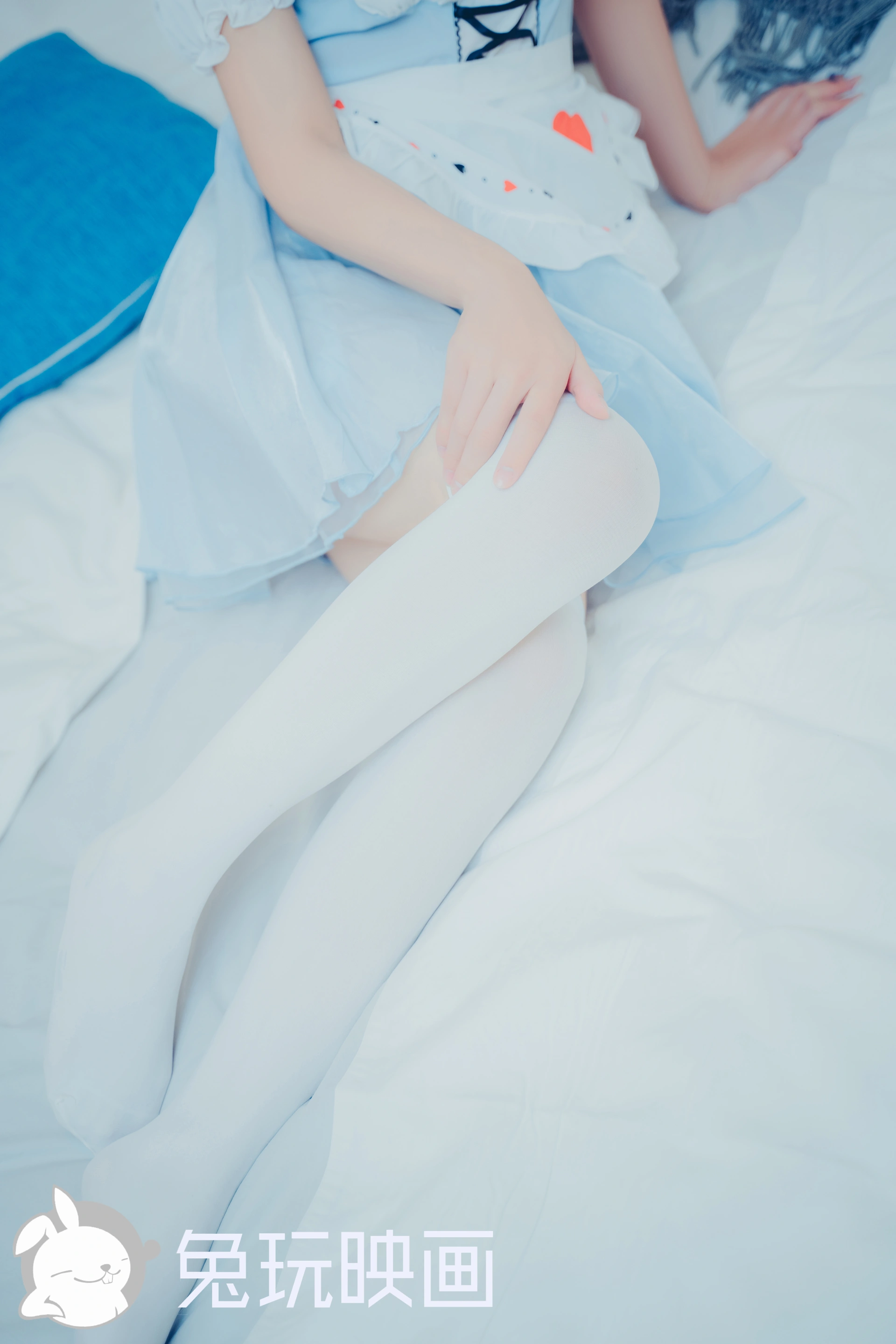 C34.007 蓝色女仆 [40P-709MB]