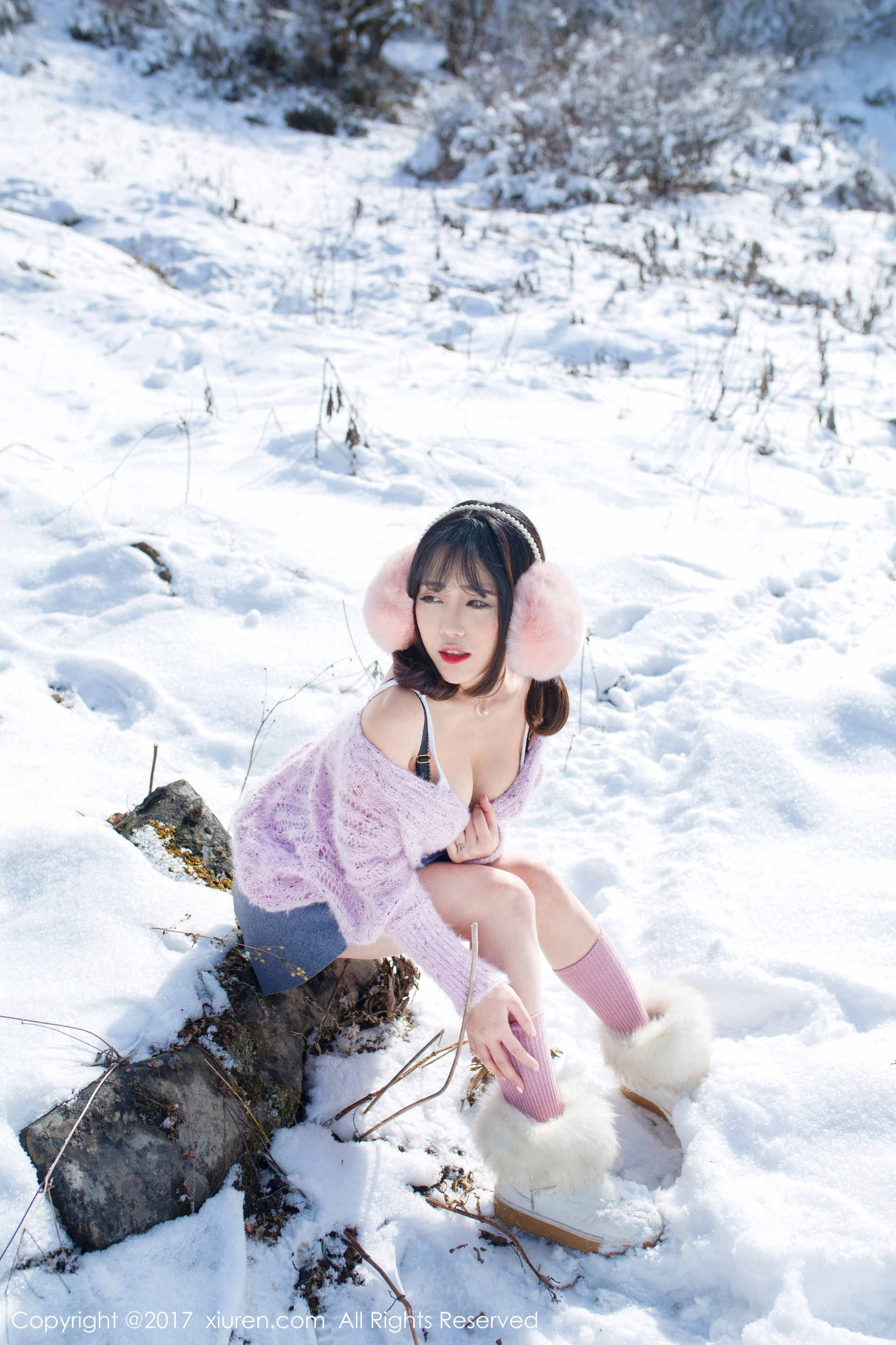 XiuRen秀人网 2017.03.15 No.720 兜豆靓Youlina [51P-136M]