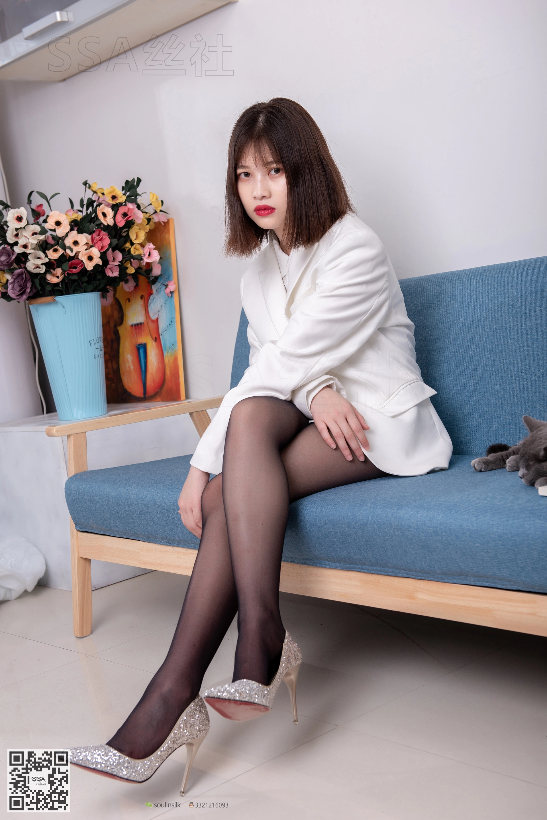 SSA丝社 超清写真 NO.119 穗子 腿模穗子白色西装（黑色星期五）[149P-2.08GB]