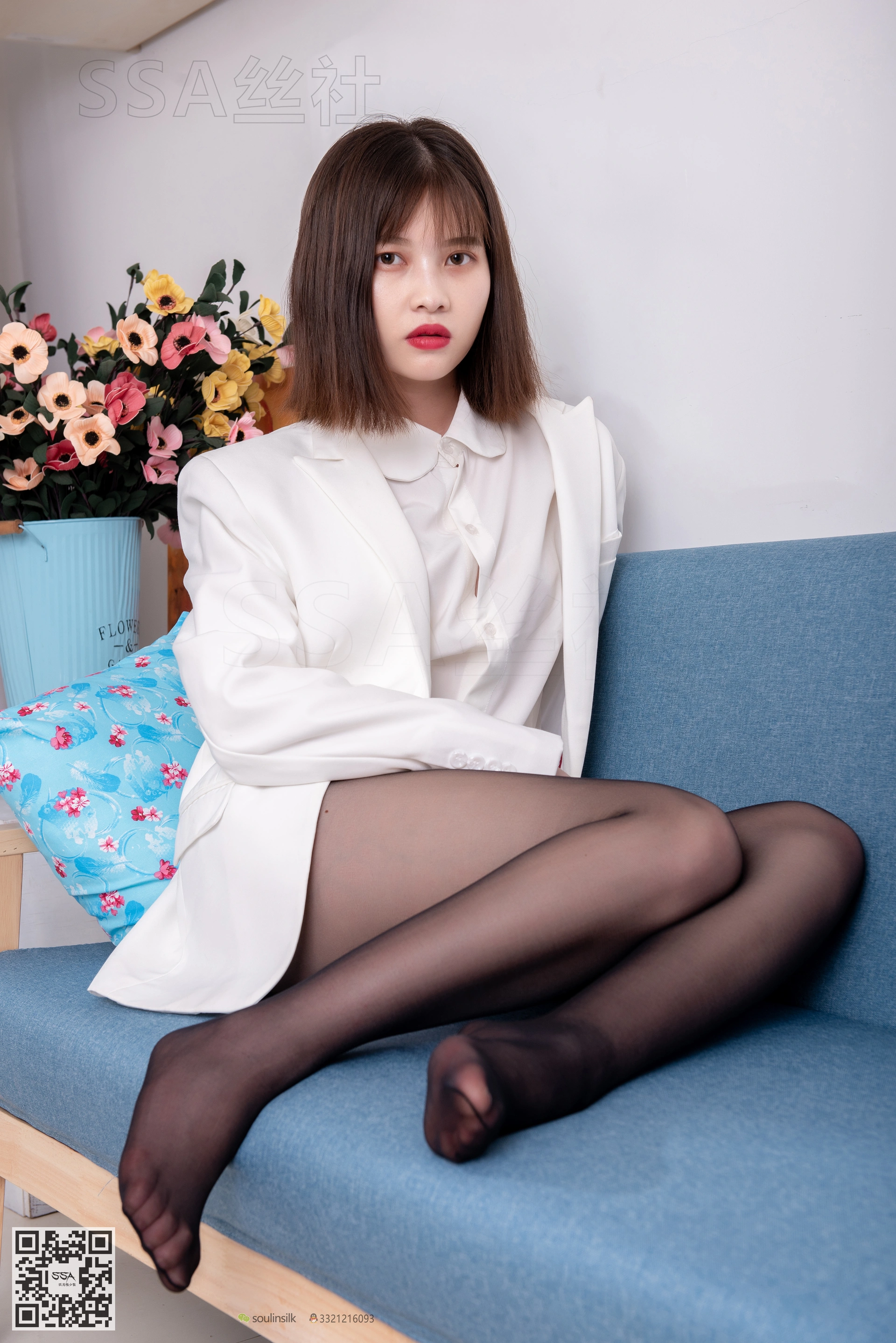 SSA丝社 超清写真 NO.119 穗子 腿模穗子白色西装（黑色星期五）[149P-2.08GB]