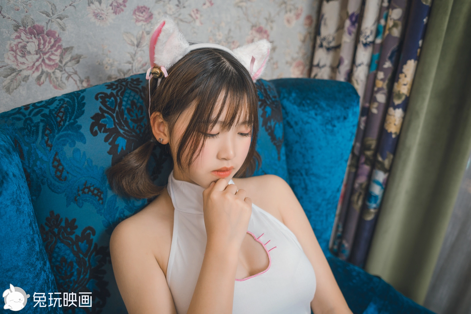 D53.001 白丝猫咪 [43P-376MB]