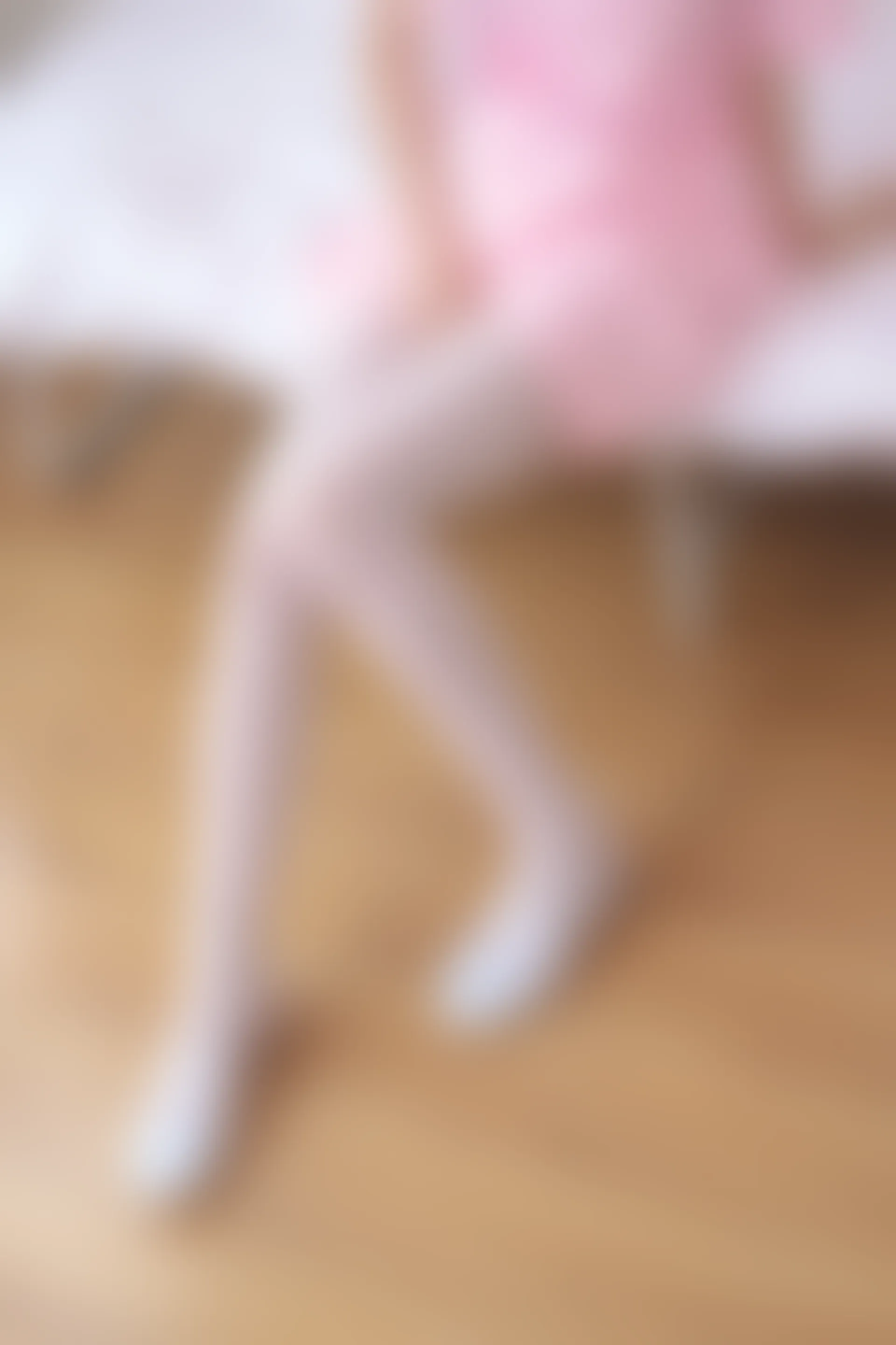 森萝财团 X-021 [167P1V-2.16G]制服, 森萝财团, 白丝, 美腿