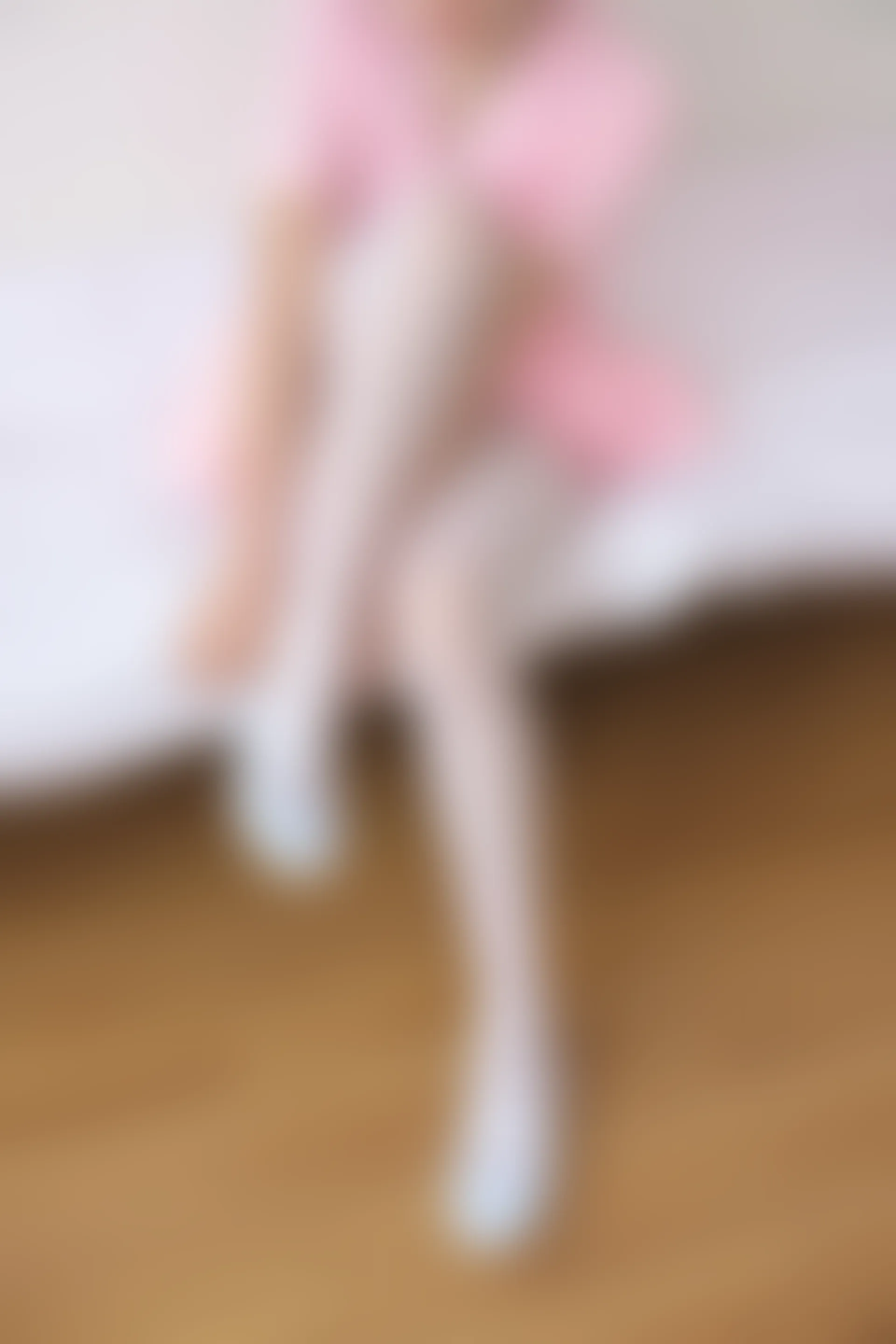 森萝财团 X-021 [167P1V-2.16G]制服, 森萝财团, 白丝, 美腿