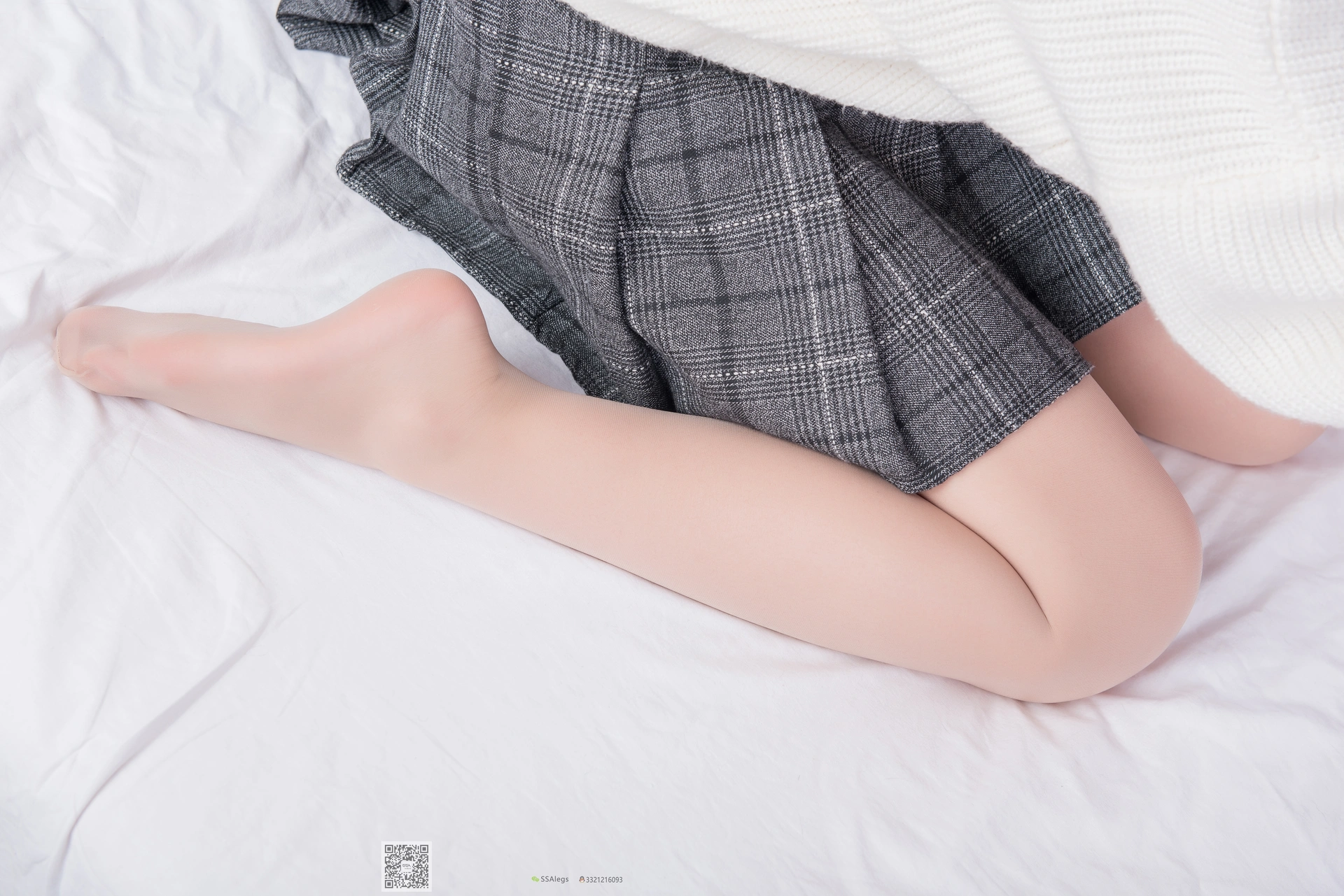 SSA丝社 超清写真 NO.044 西西 网红绫丝袜[99P-1.00GB]