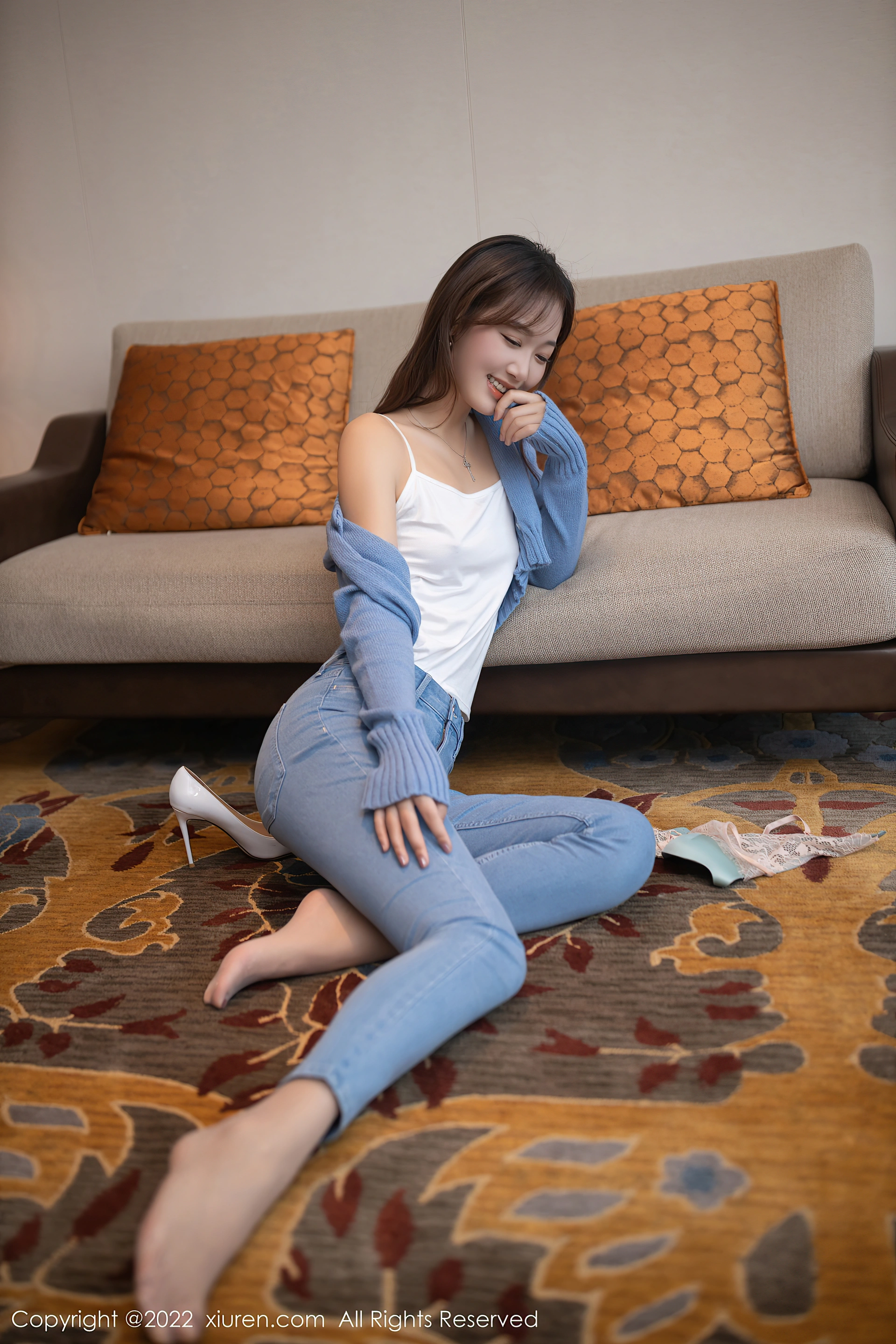 XiuRen秀人网 2022.02.14 No.4582 唐安琪 牛仔裤美腿[74+1P 779MB]