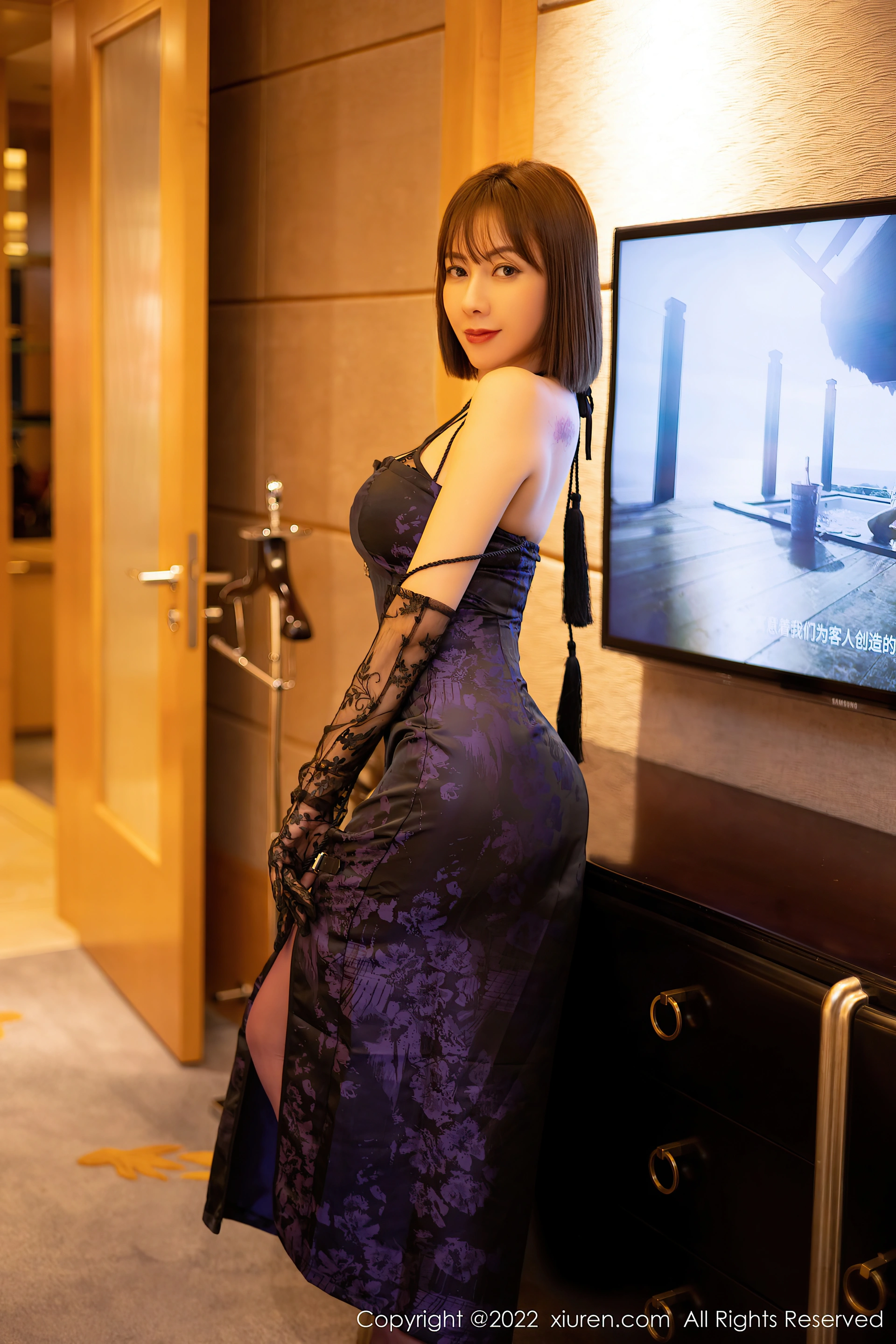 XiuRen秀人网 2022.01.05 No.4422 果儿Victoria 青海旅拍[44+1P 436MB]