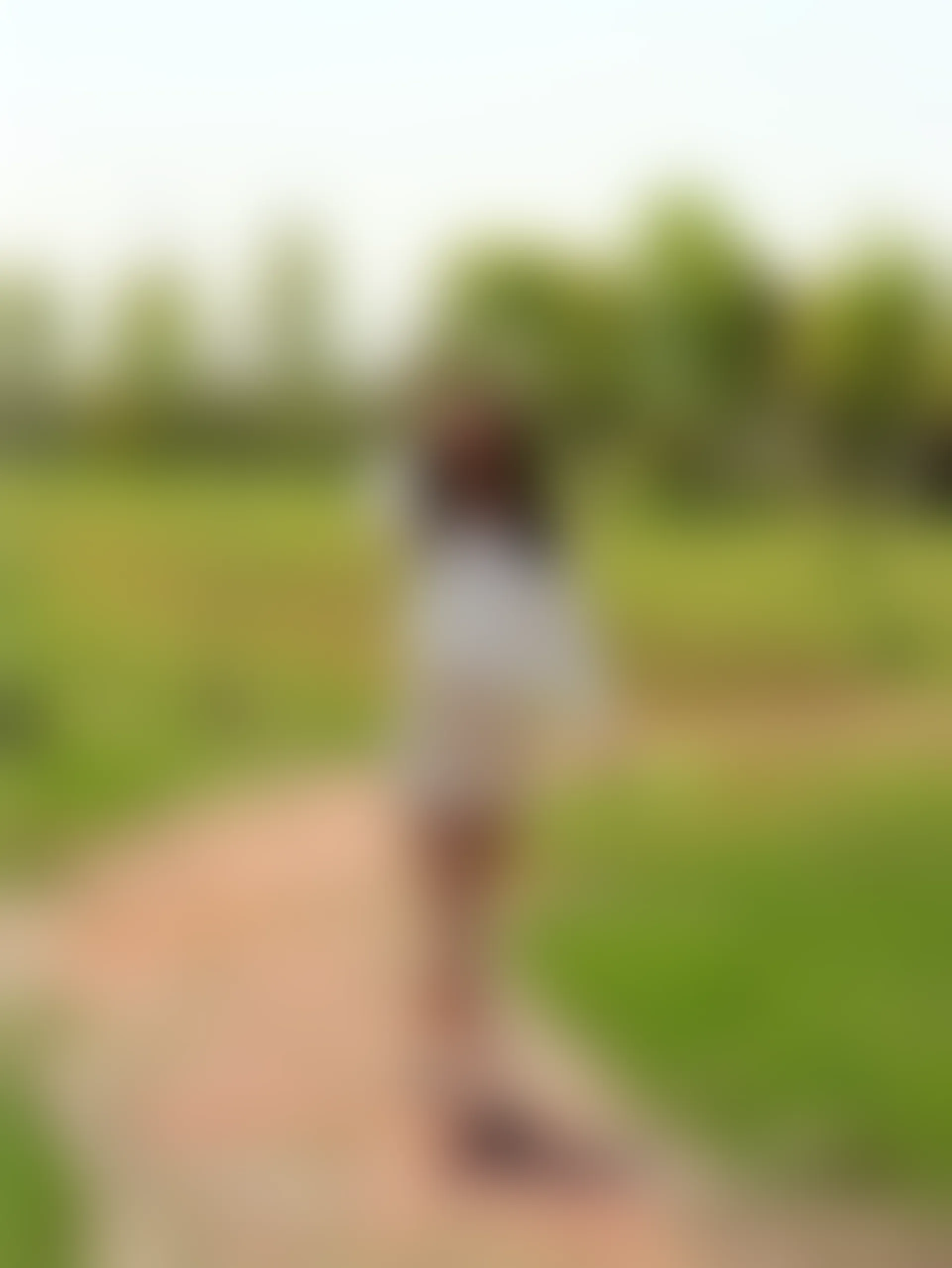初夏女神 NO.071 依依 邻家女孩-实习篇[190P+1V／6.54GB]